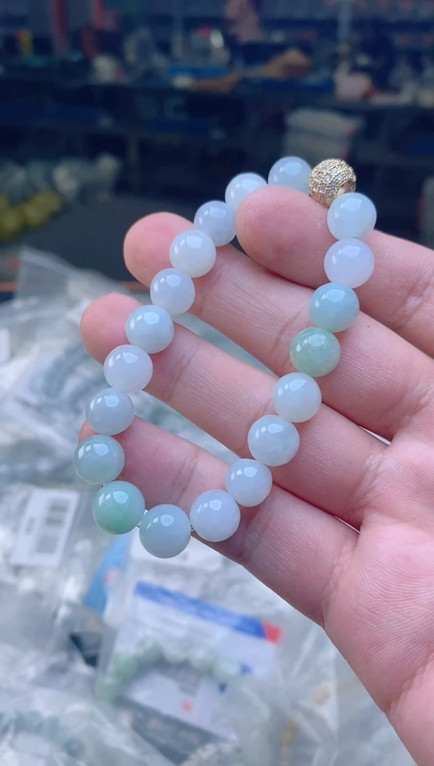 定制翡翠未镶嵌自**息天然缅甸A货翡翠，多样性发货，拍一发一