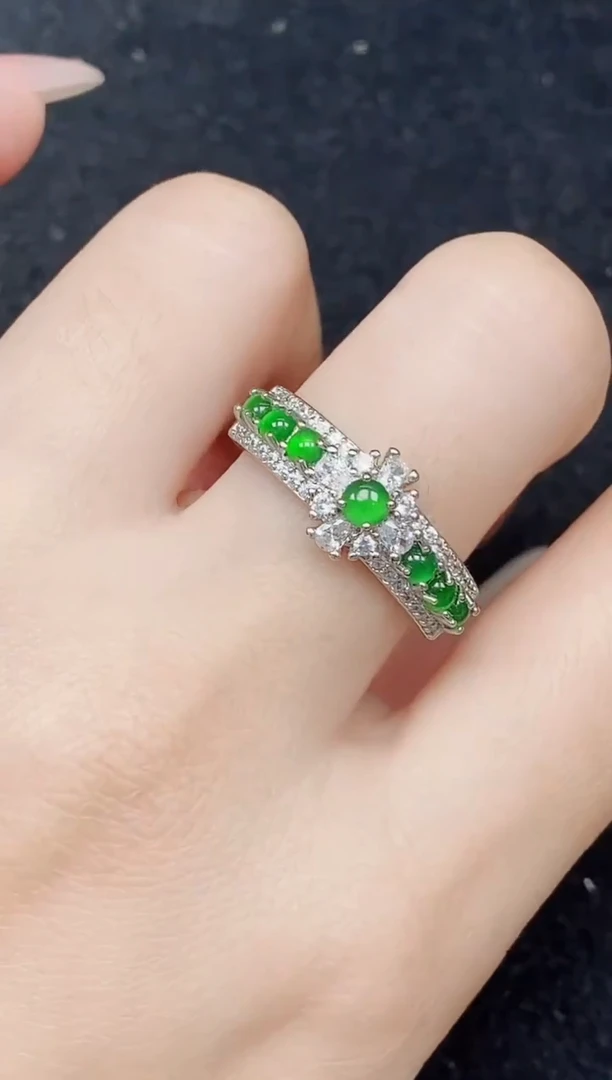 颈饰未镶嵌翡翠天然A货翡翠 保A保真（多样性发其一）