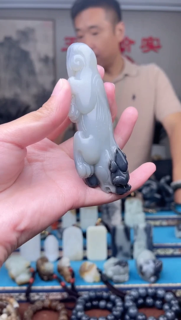 和田玉未镶嵌挂件1