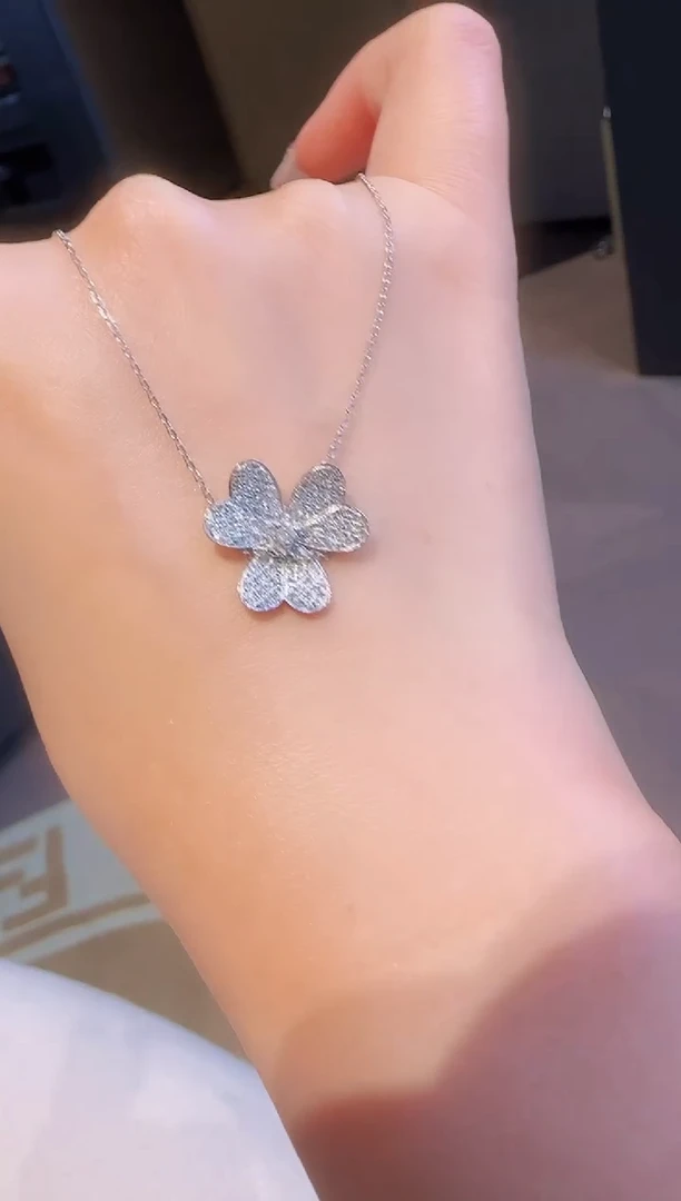 【闪购商品】钻石项链铂Pt950镶嵌精选 三叶草项链