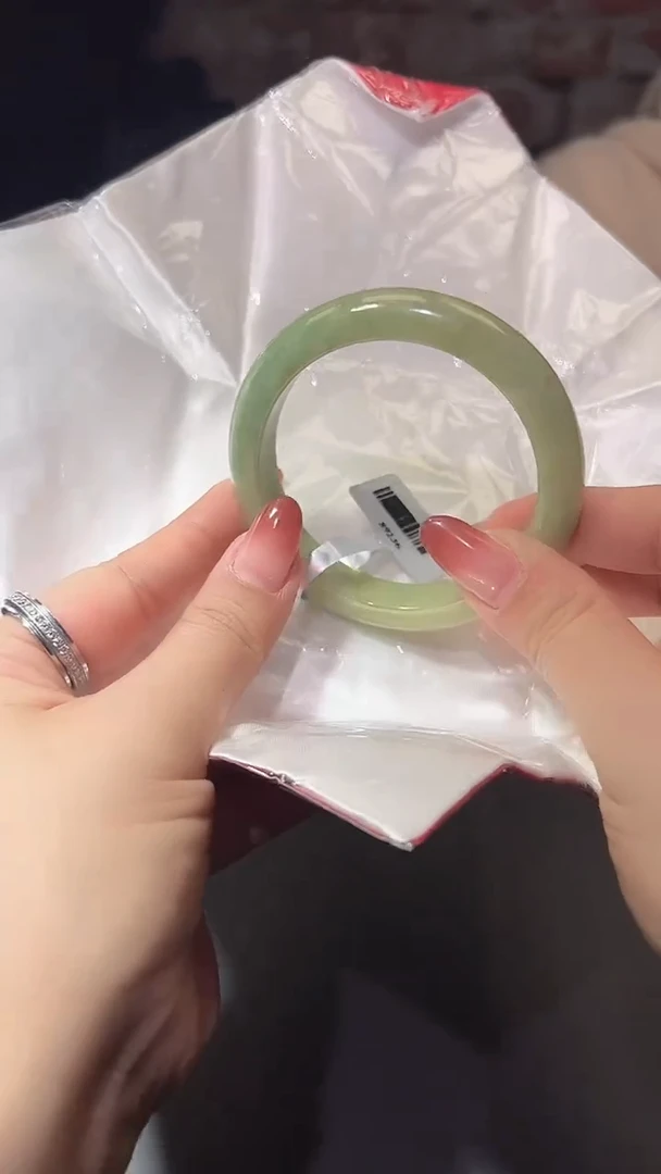 【闪购商品】翡翠手镯未镶嵌翡翠手镯
