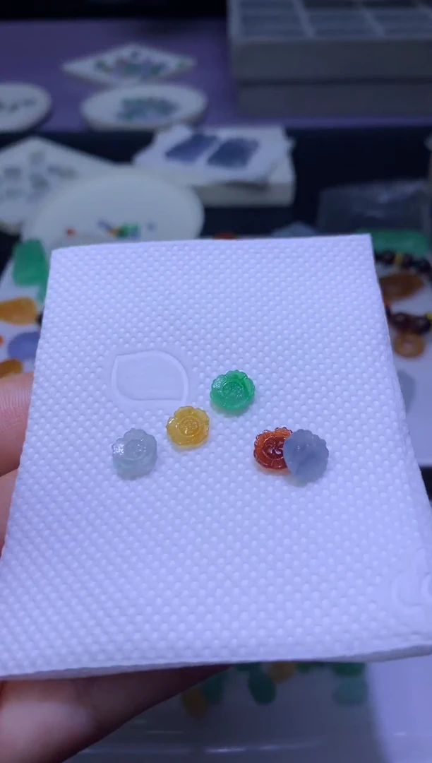 未镶嵌定制翡翠我**阳毛货