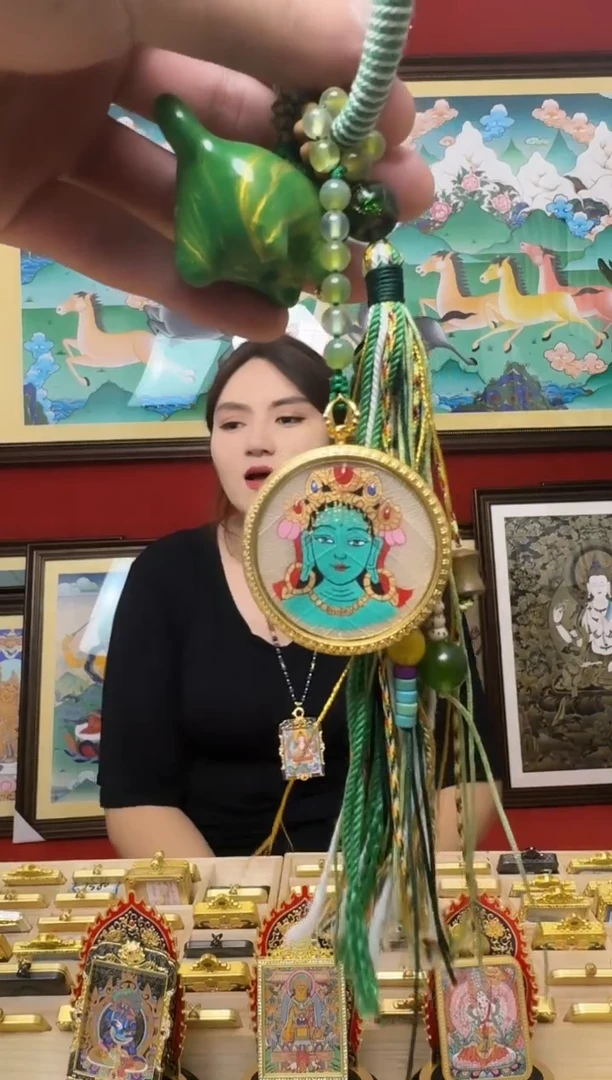 吊坠车挂-热贡纯手绘周毛