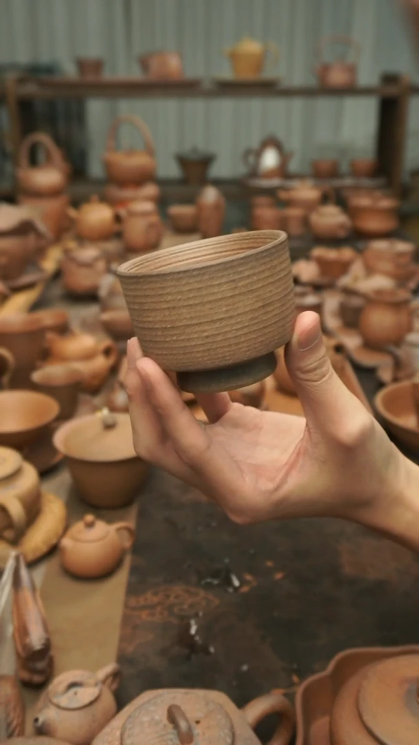 老岩泥原矿料   手拉高足杯