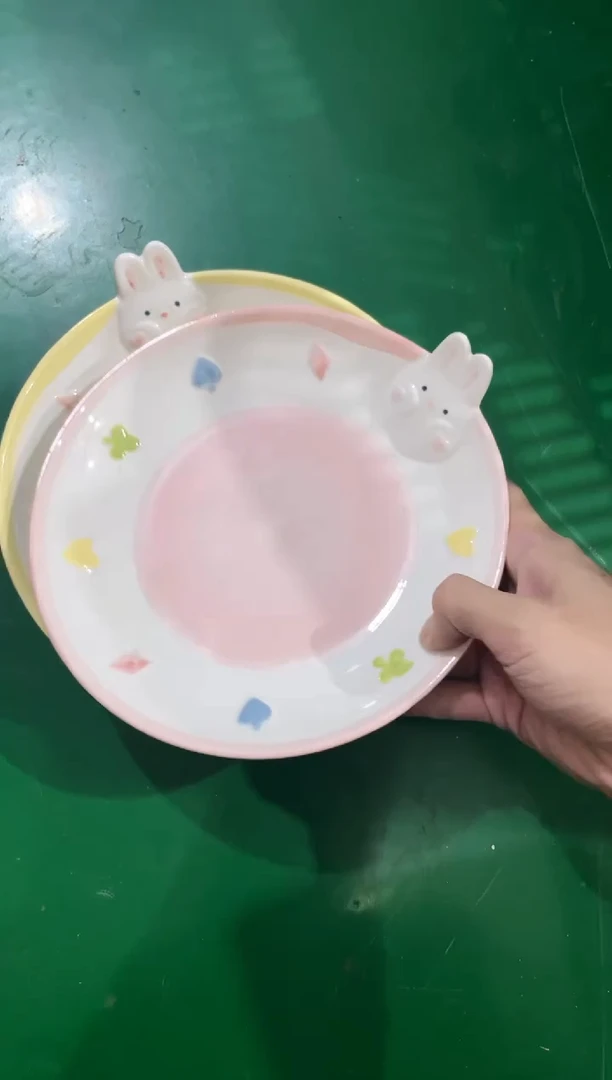 瓷片2个兔子盘工厂直发，质量好，发货快，放心拍