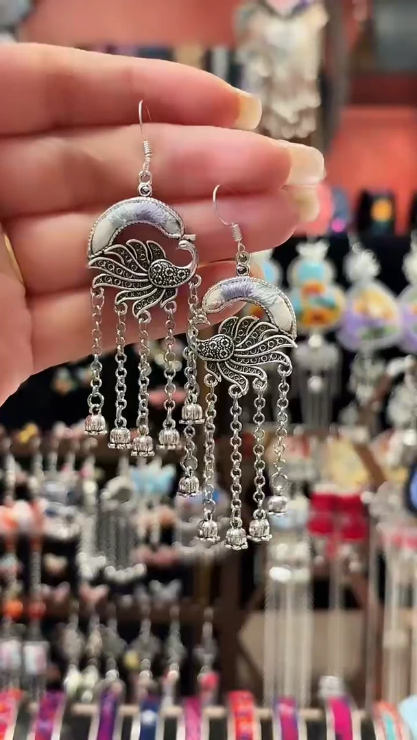 织绣 云织谣民族风精美饰品   128