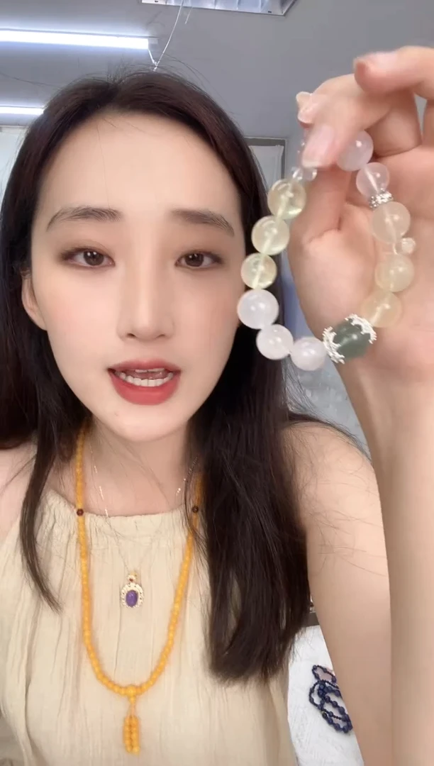 水晶手链未镶嵌天然珠宝多样性发其一