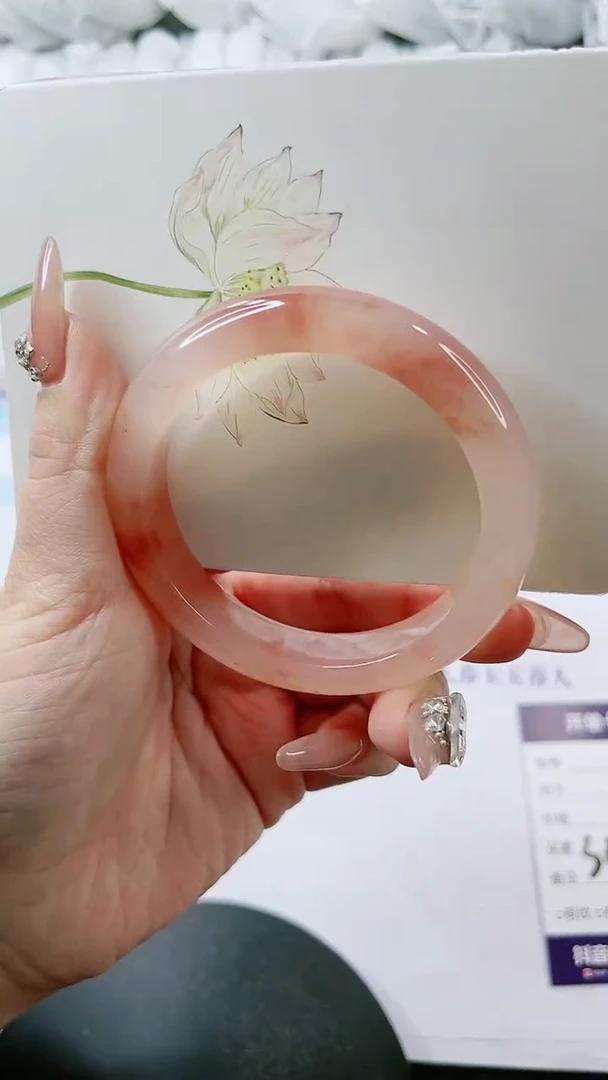 【闪购商品】石英质玉手镯未镶嵌多样性发货S526