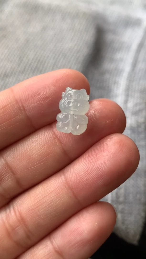 【闪购商品】定制翡翠未镶嵌牛牛350+35