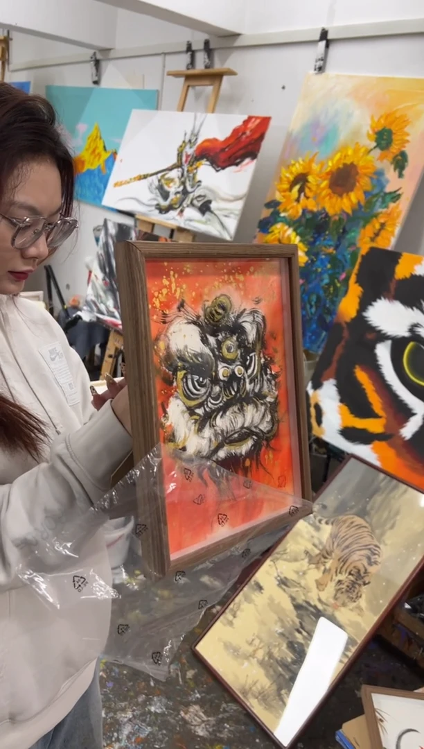 【闪购商品】丙烯画丫丫老师金色描边小醒狮