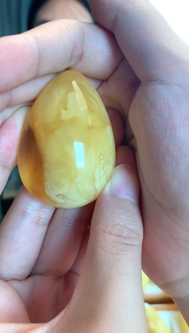 未镶嵌颈饰蜜蜡水滴