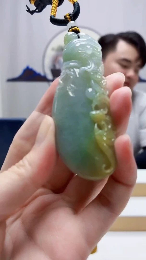 未镶嵌定制翡翠5060zm-毛货挂件68钱袋