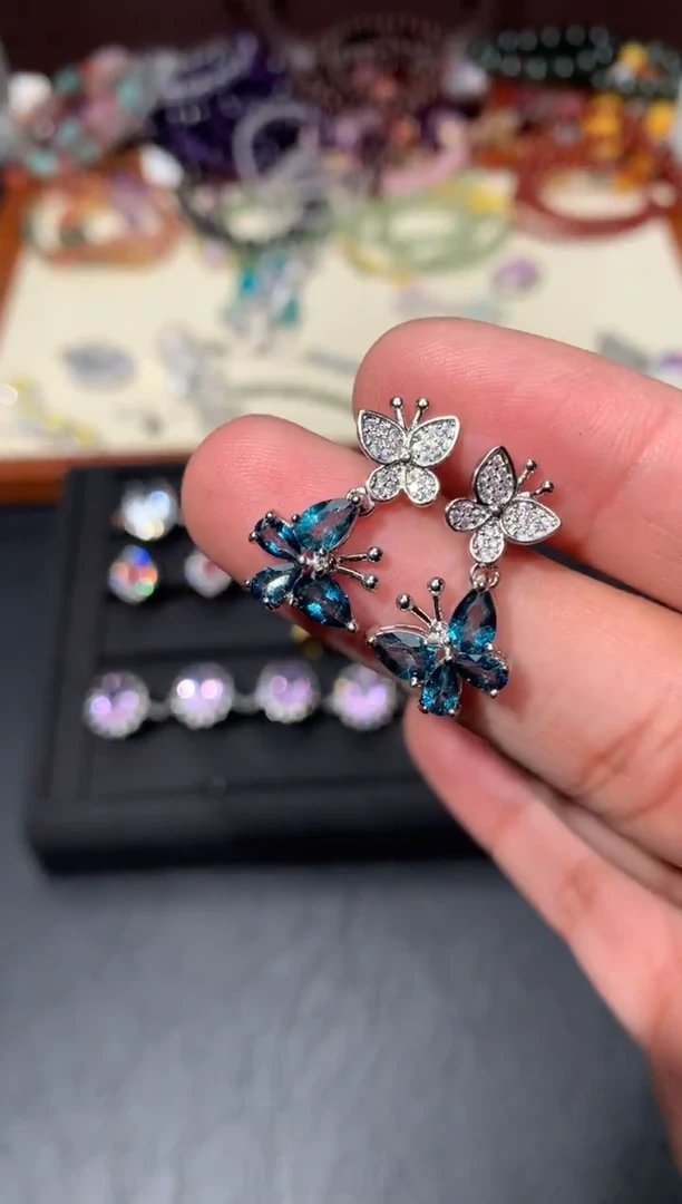 未镶嵌托帕石耳饰K109