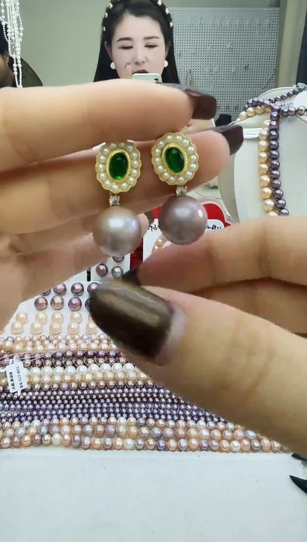 未镶嵌耳饰淡水珍珠紫色系耳饰