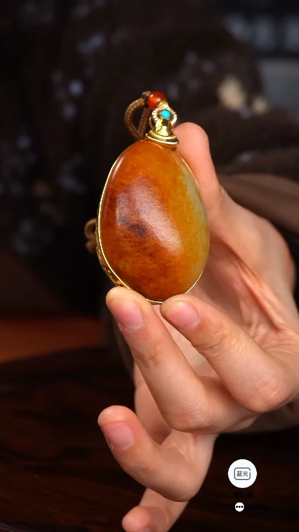 未镶嵌和田玉挂件吴*泽挂件