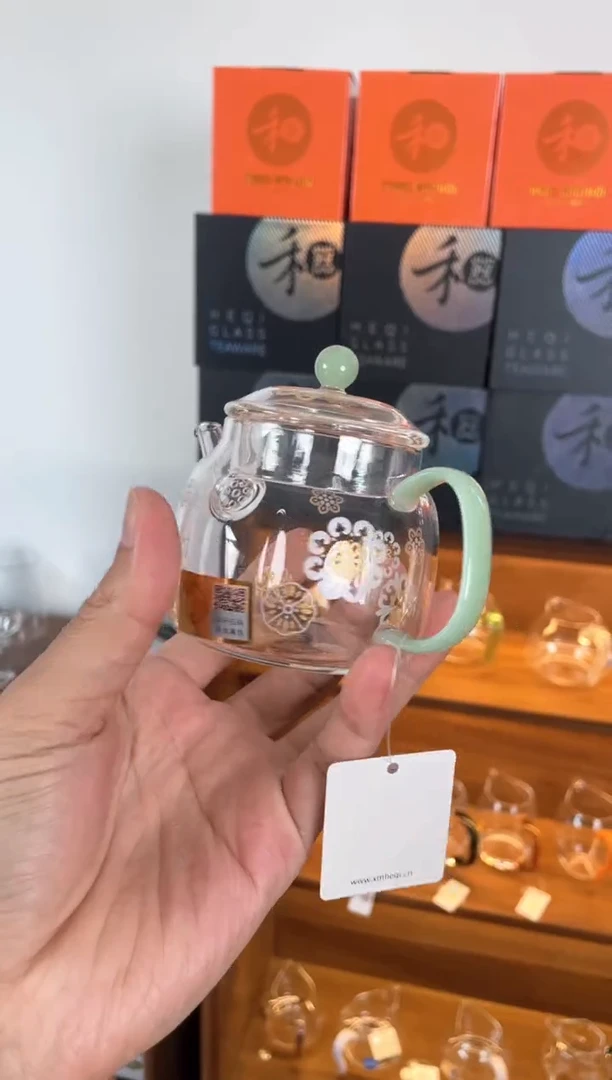 言卿壶皮球花浅玉