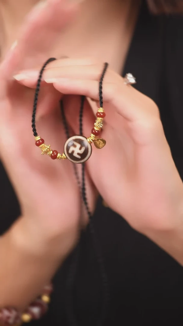 玛瑙/玉髓（覆膜）颈饰未镶嵌传世珠宝