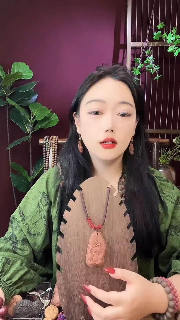 珠串红颜息肌一路生花