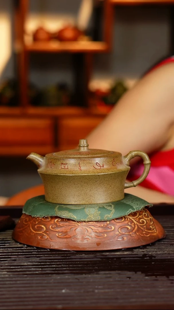 宜兴原矿紫砂壶茶壶宜兴原矿紫砂壶茶壶200C