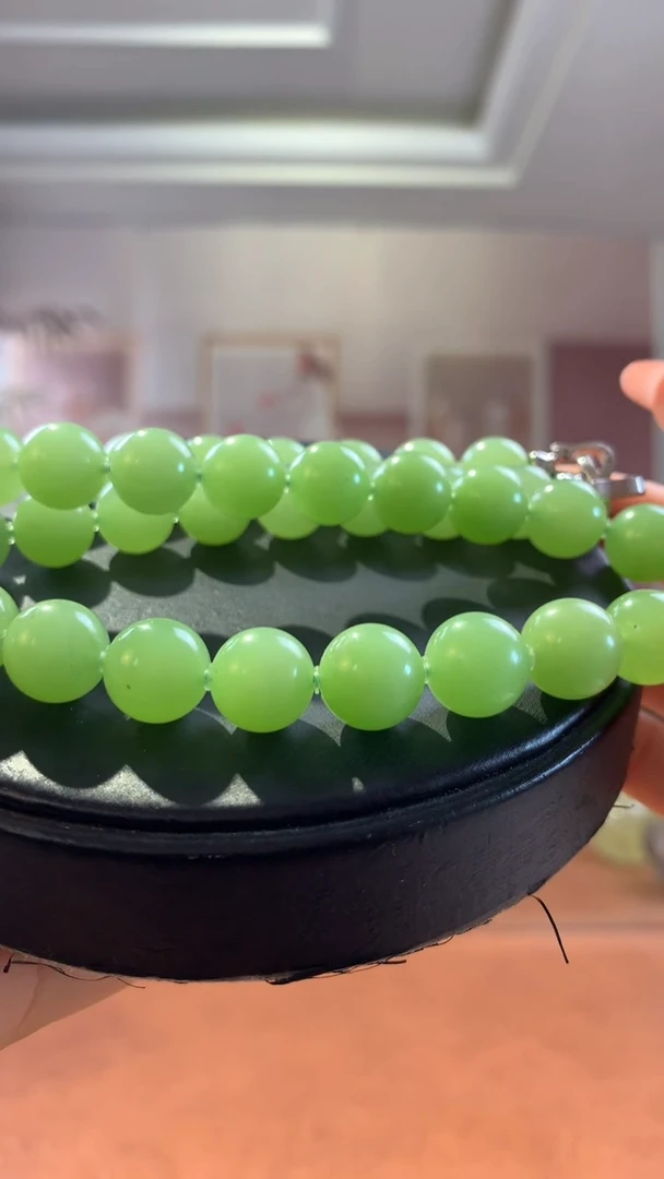 未镶嵌和田玉挂件风*俄料满翠12mm项链