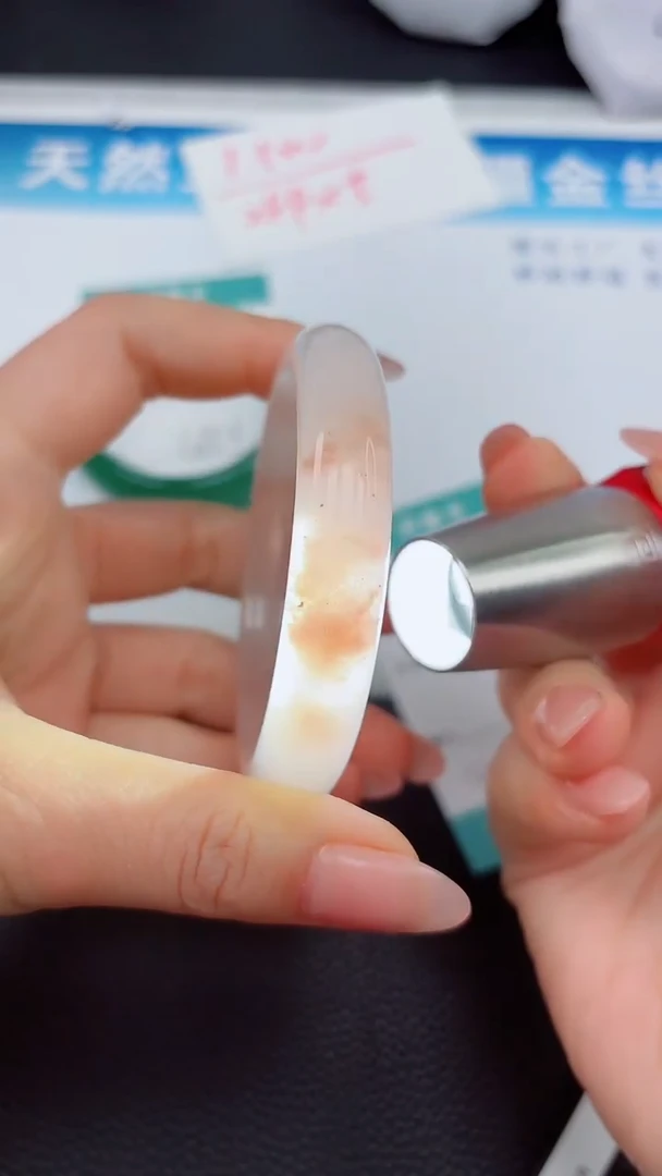 【闪购商品】石英质玉手镯未镶嵌149