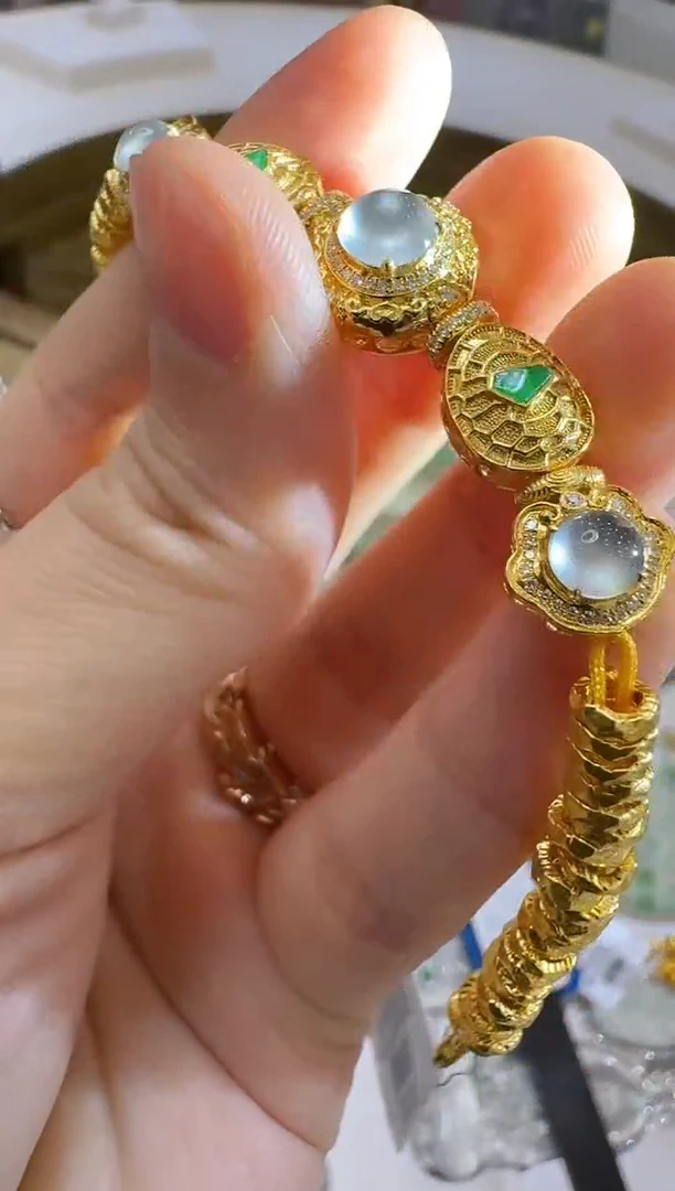 18K金镶嵌手链翡翠多样性团购发一件