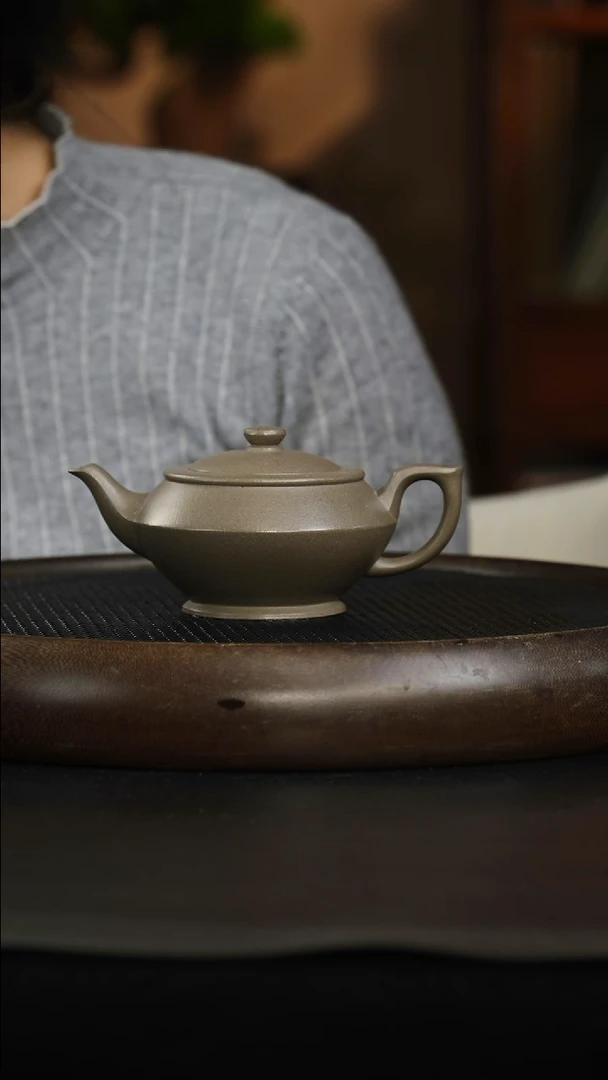 茶壶紫砂23 宝山青降坡 汉云