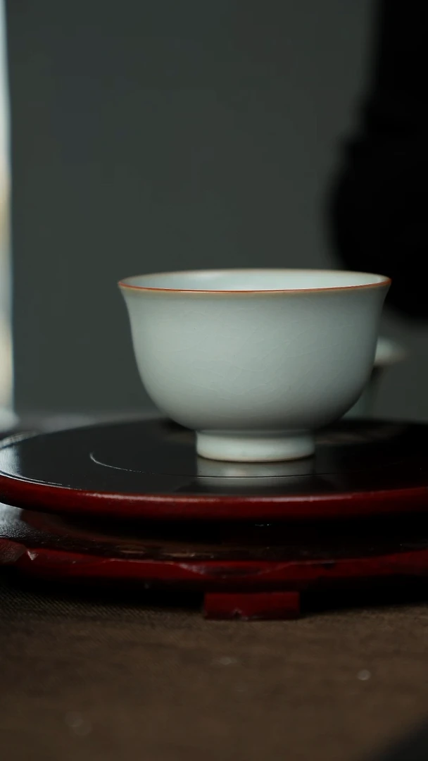 微微瑕 大压手杯 无底款