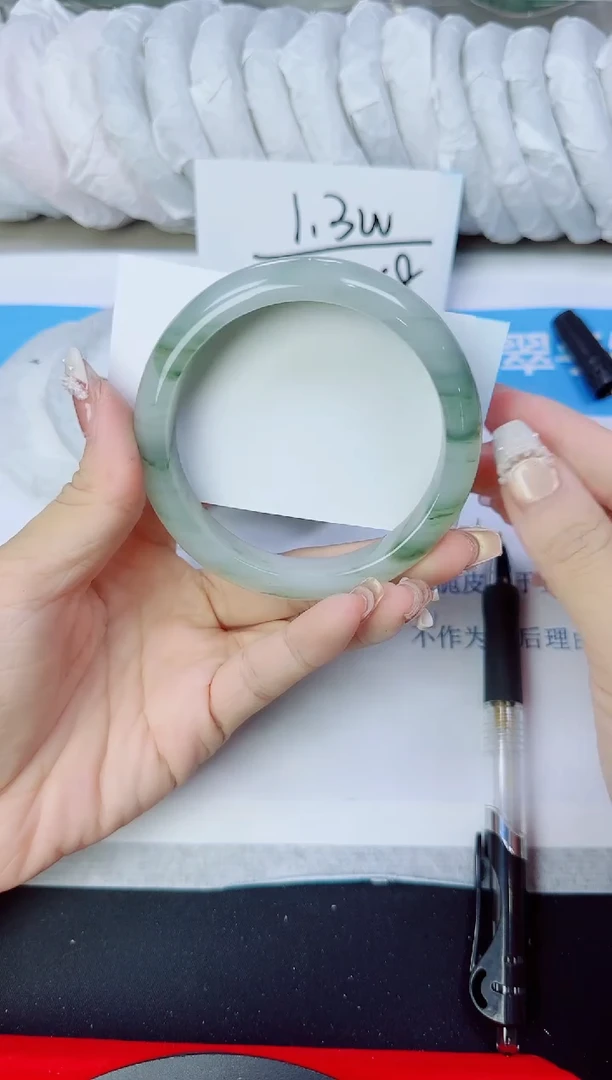 石英质玉手镯未镶嵌135/62-63