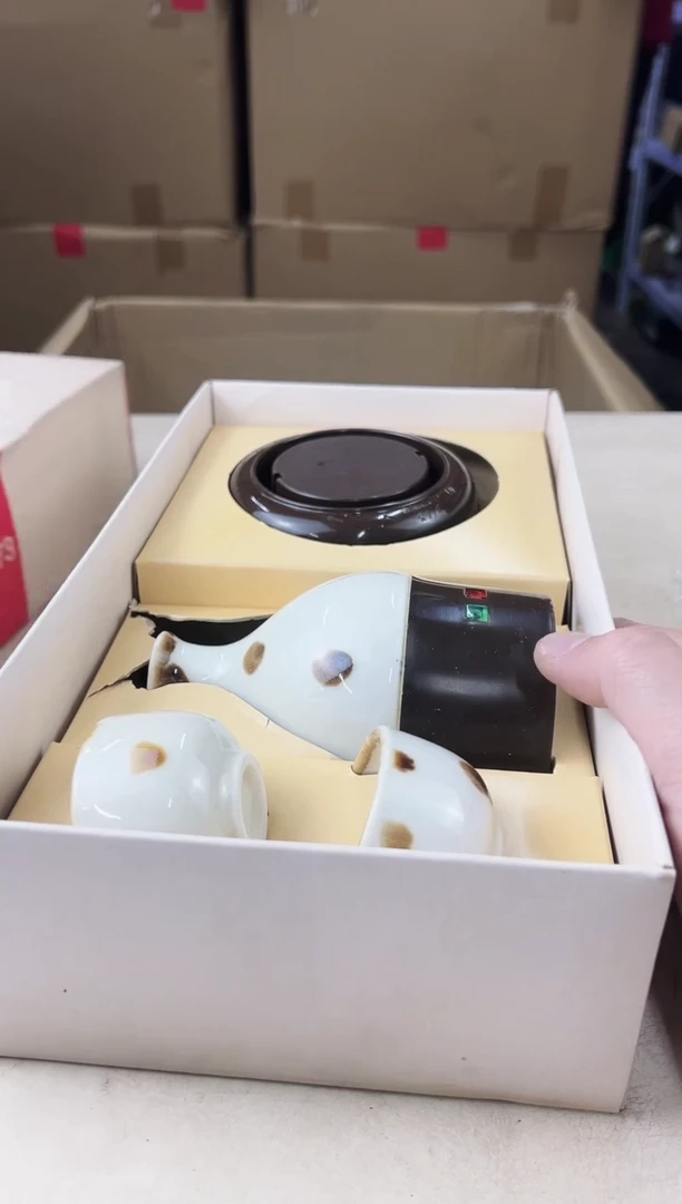 【闪购商品】瓷片935中古产品，默认微瑕，谨慎参拍