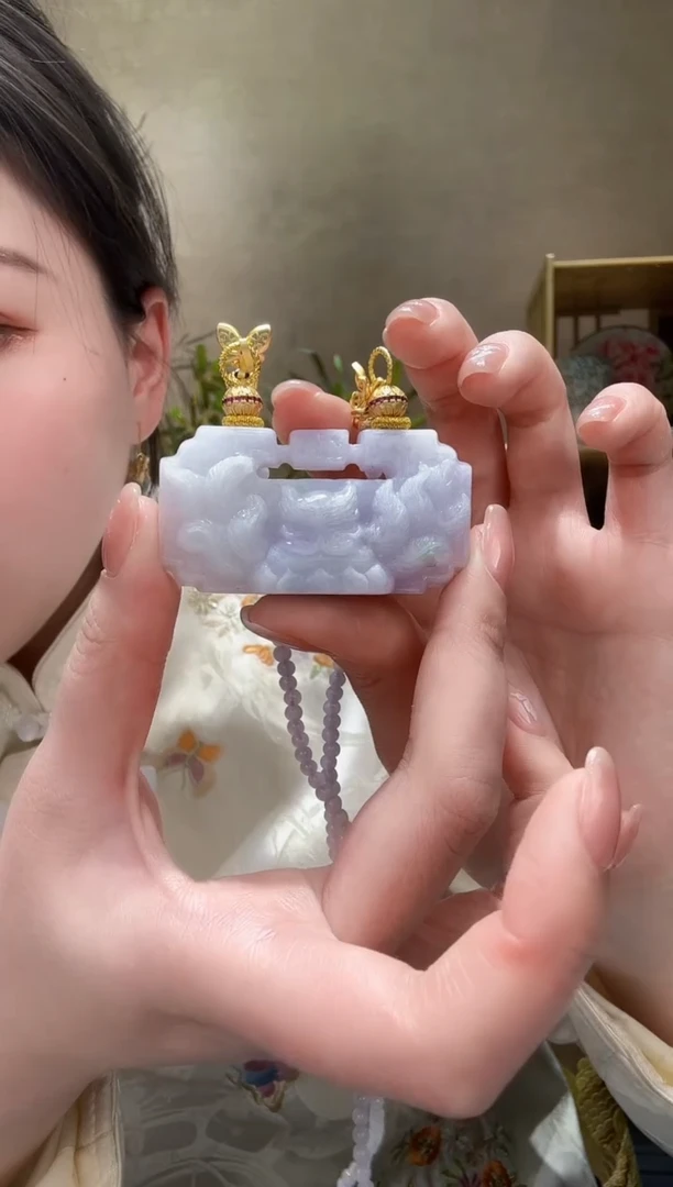 【闪购商品】翡翠颈饰未镶嵌吊坠