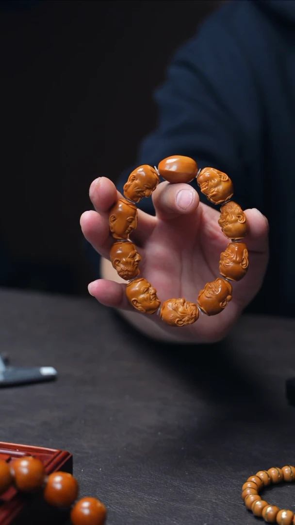 【闪购商品】橄榄核手串/手链蛋雕十八罗汉