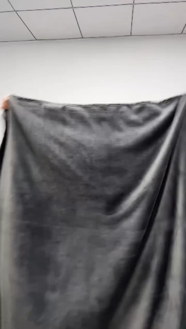 法兰绒1.8X2毯子