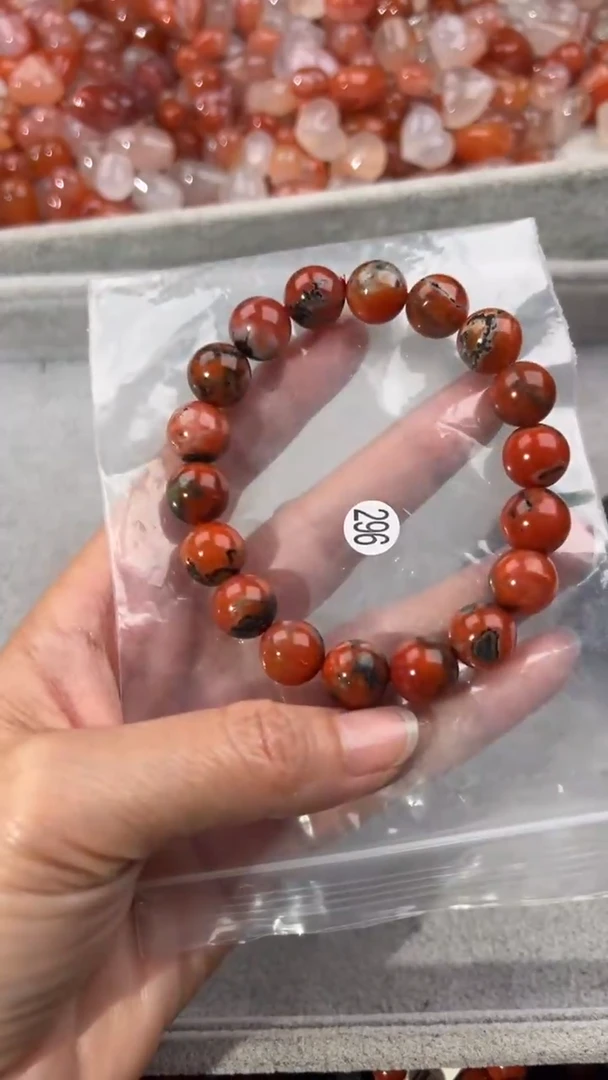 南红玛瑙手串未镶嵌1