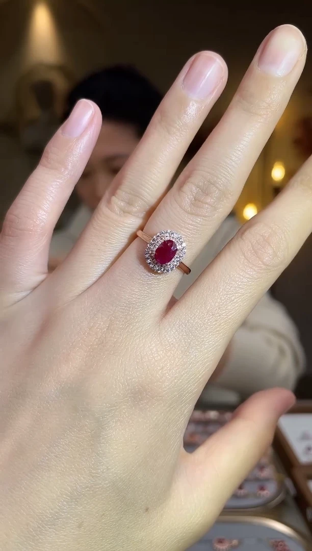 银S925镶嵌手饰红宝石手饰