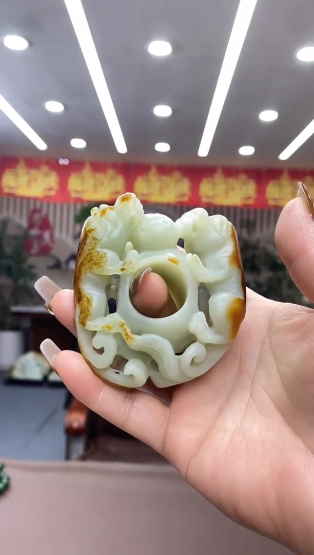 未镶嵌透闪石质玉把件手把