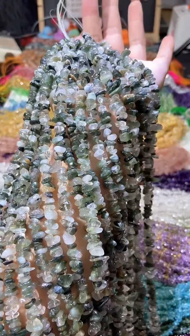 水晶珠宝半成品未镶嵌緑发晶