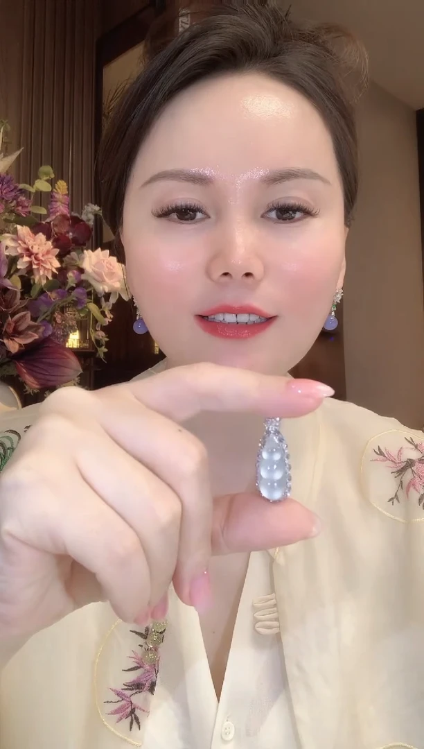 套链18K金镶嵌翡翠D179