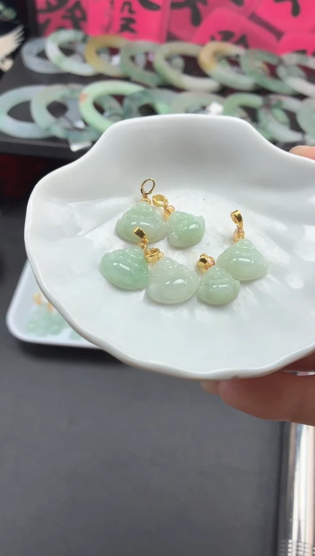 翡翠未镶嵌颈饰A03【多样性发其一】