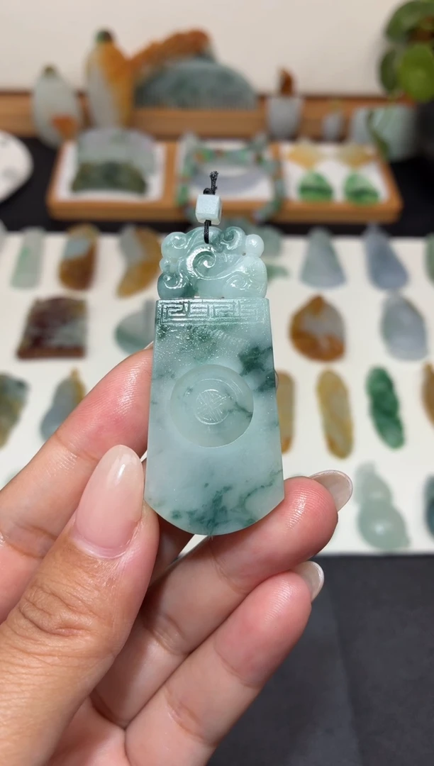 未镶嵌定制翡翠时来运转无事牌