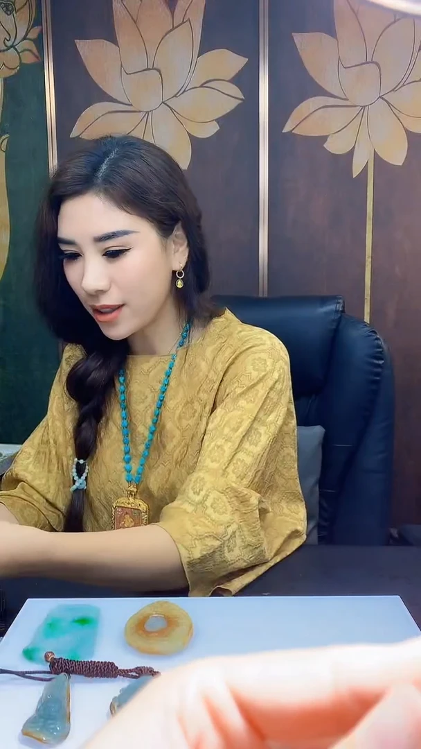 定制翡翠未镶嵌知**乐1027hm-毛货挂件(赠珠链)45