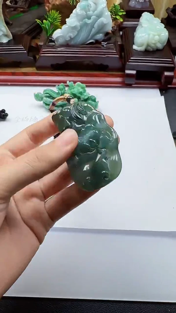 吊坠(不含链)未镶嵌翡翠1