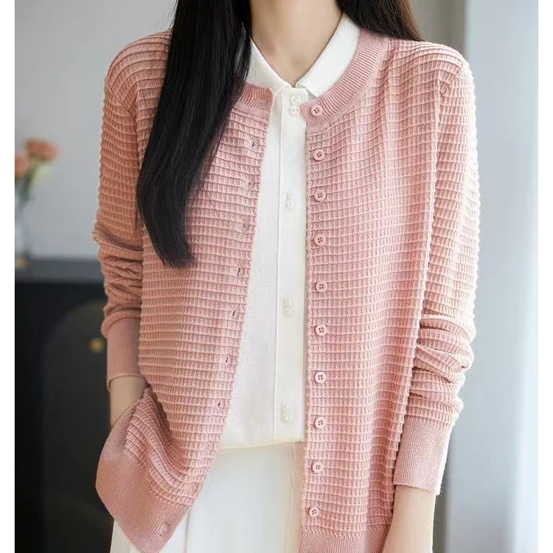 新款上新 简约风 桑蚕丝羊毛华夫格圆领开衫外套5023