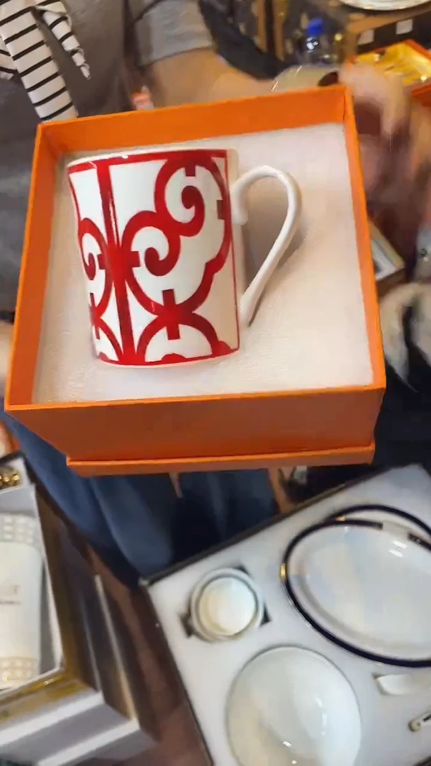 杯鸿辉家品牌瓷器，京东包邮！