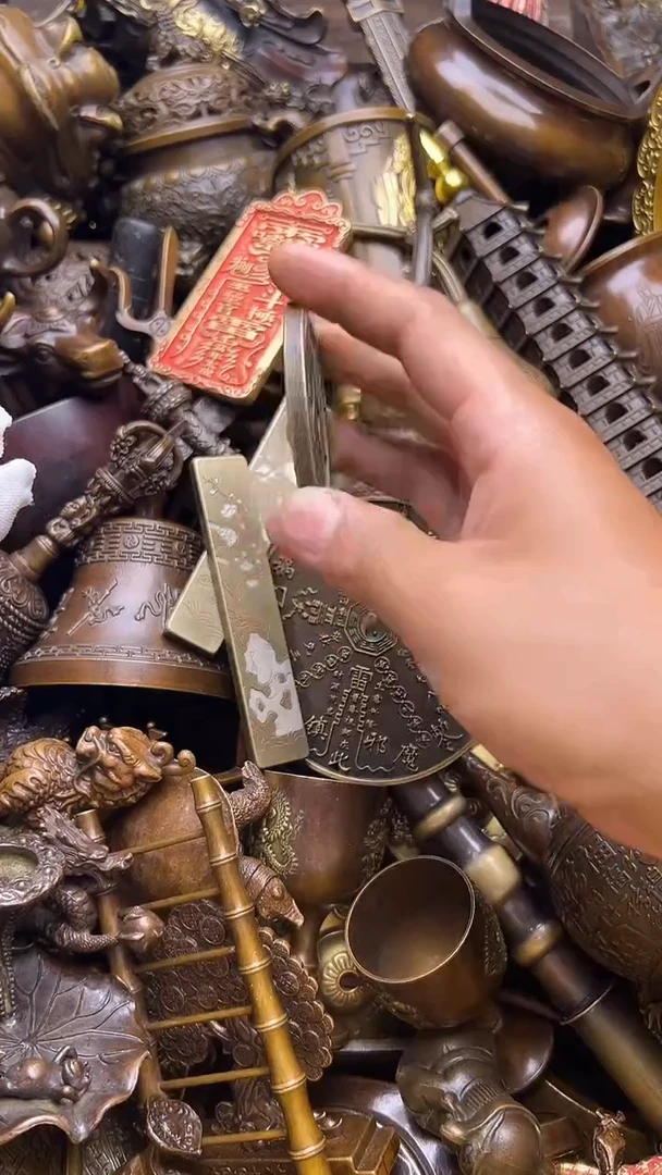 精美铜器，点击下单