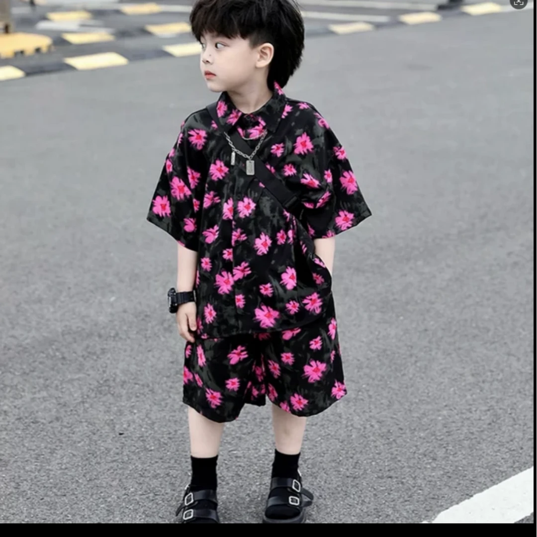 男童痞帅碎花衬衫套装2025夏季新款油画洋气港风花衬衫度假两件套