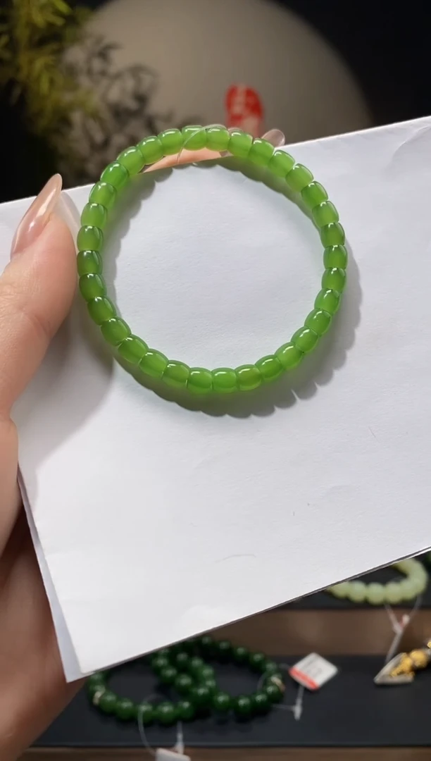 【闪购商品】和田玉1未镶嵌6mm碧玉极限弧手串