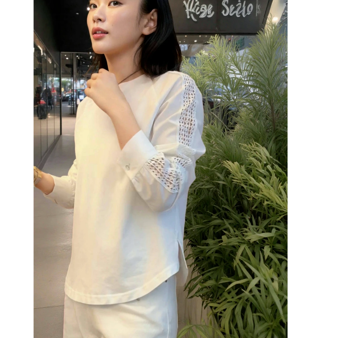 圆领长袖肩膀镂空设计上衣2025春季新款洋气百搭时尚白色开叉T恤