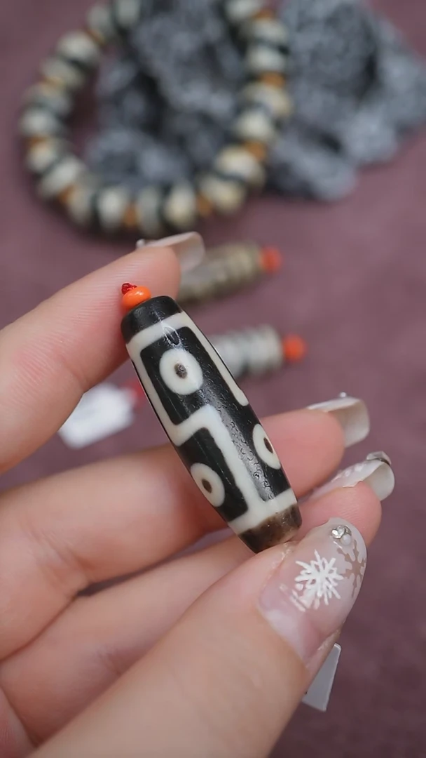 【闪购商品】玛瑙/玉髓颈饰未镶嵌蚀花玛瑙珠定制编绳