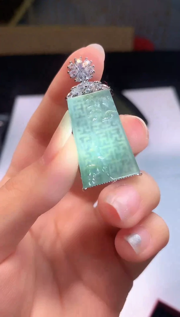 颈饰未镶嵌翡翠0芹0翡翠珠宝752